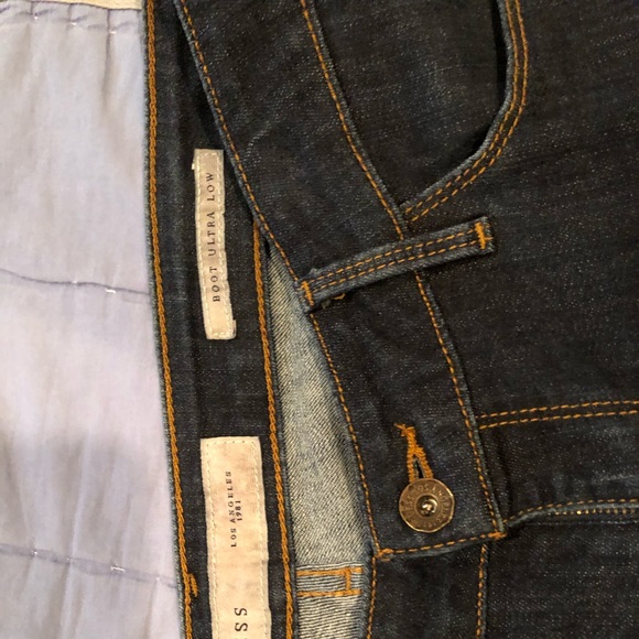 Jeans - Picture 3 of 4